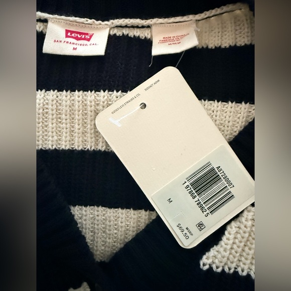 Levi's Women's Snowflake Cardigan Button Front Cream/Black - Size M - NWT - Picture 8 of 8